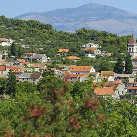 Apartman Fana Grohote