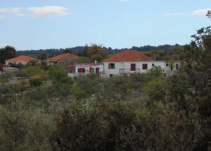 Fana דירה